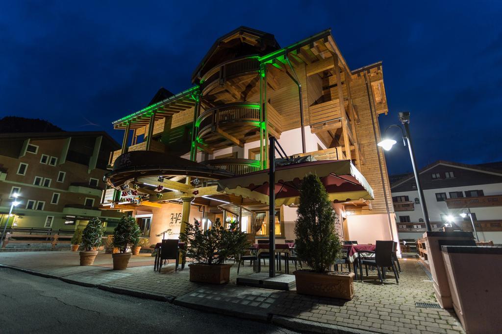 Hotel Arisch Aprica Exterior photo